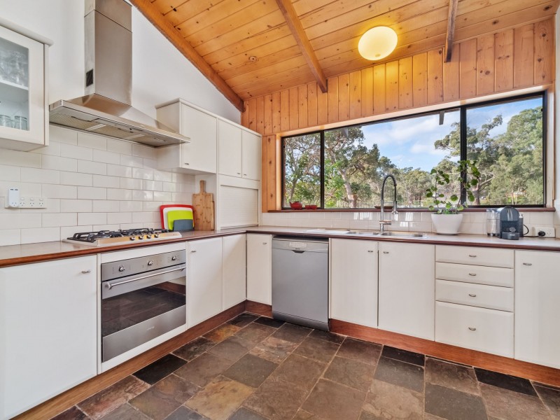 5 Robinson Road, Darlington WA 6070