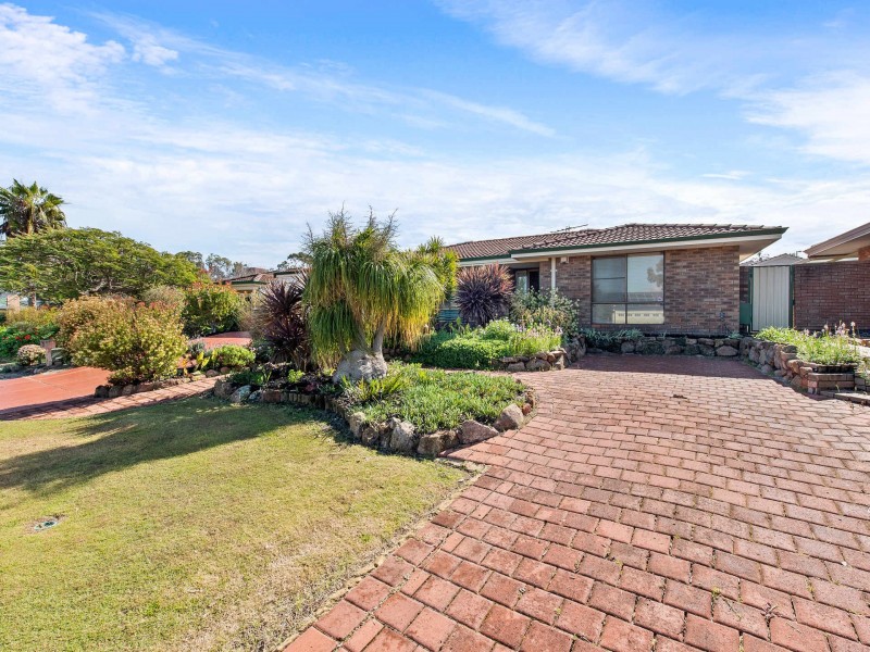 9 Benbullen Boulevard, Kingsley WA 6026
