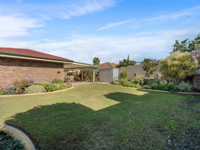9 Benbullen Boulevard, Kingsley WA 6026