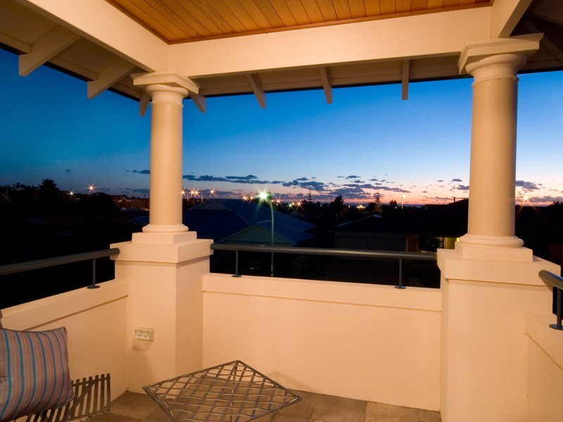 7 Inwood Place, Currambine WA 6028