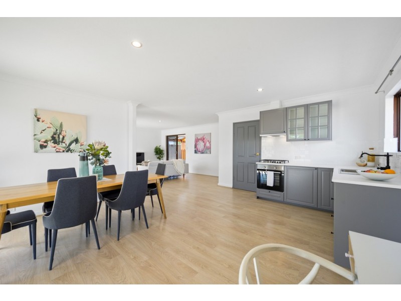 182 Bridgewater Drive, Kallaroo WA 6025