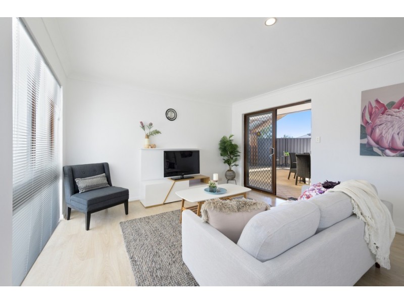 182 Bridgewater Drive, Kallaroo WA 6025