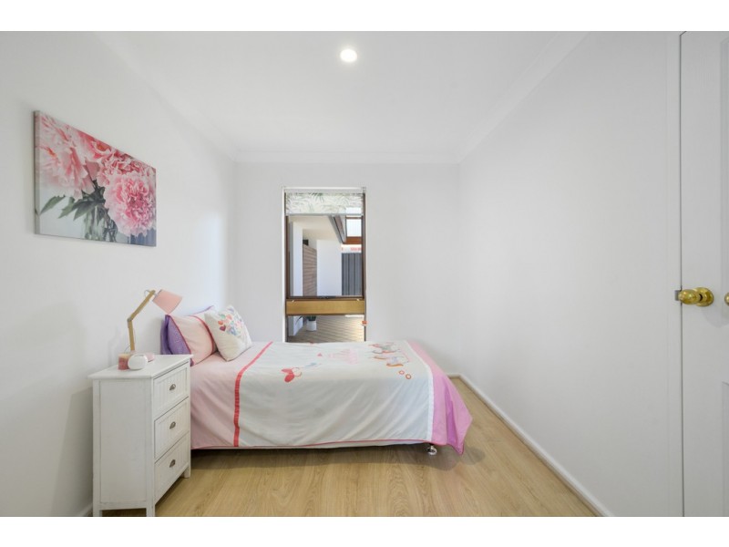 182 Bridgewater Drive, Kallaroo WA 6025