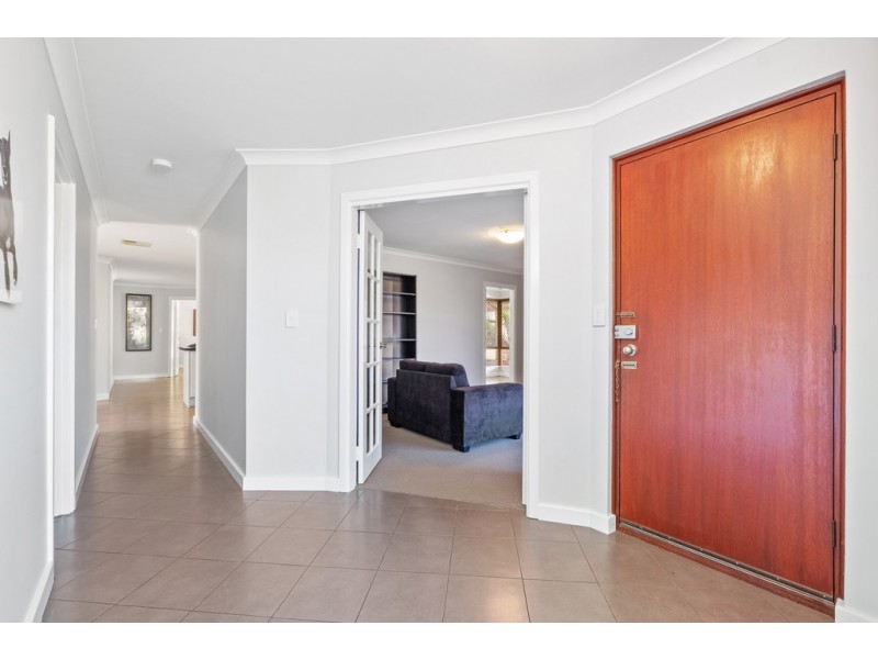 22 Dalmain Street, Kingsley WA 6026