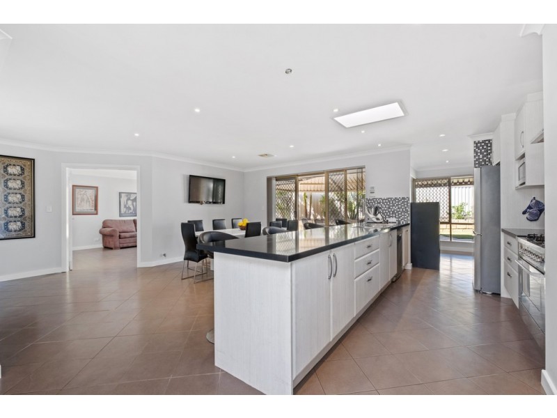 22 Dalmain Street, Kingsley WA 6026