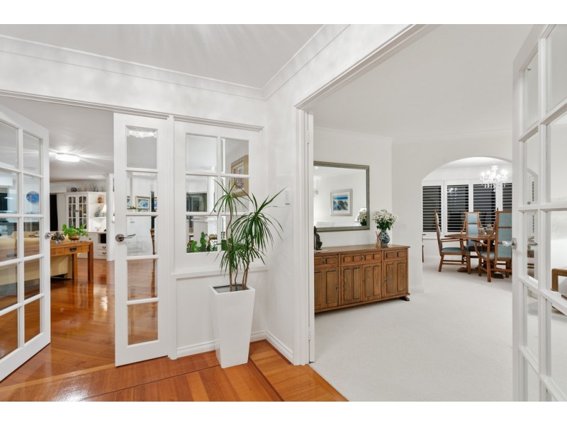 16 Volunteer Place, Ocean Reef WA 6027