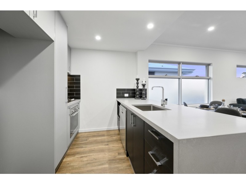 15 Strathyre Drive, Duncraig WA 6023