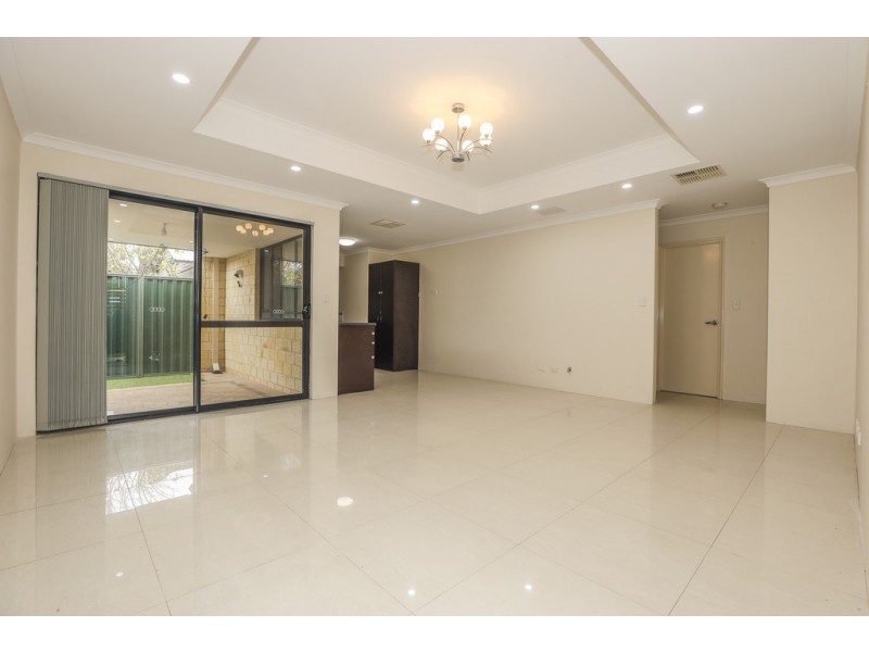 239A Huntriss Road, Doubleview WA 6018
