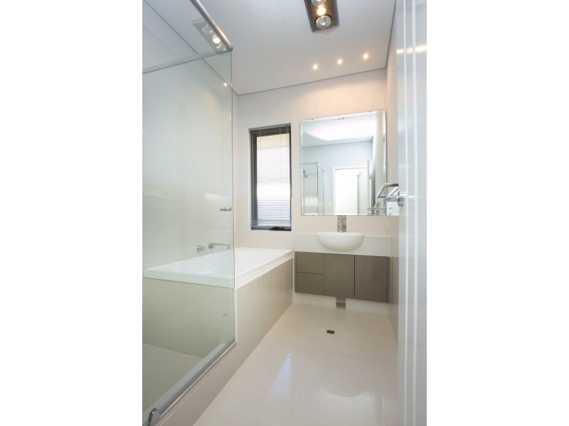 27  King David Boulevard, Madeley WA 6065
