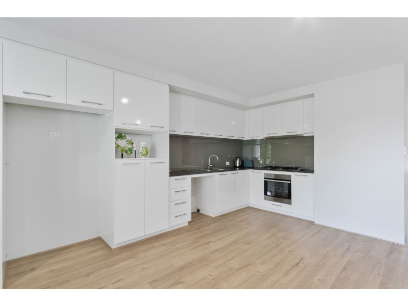 2 Ruthven Place, Duncraig WA 6023