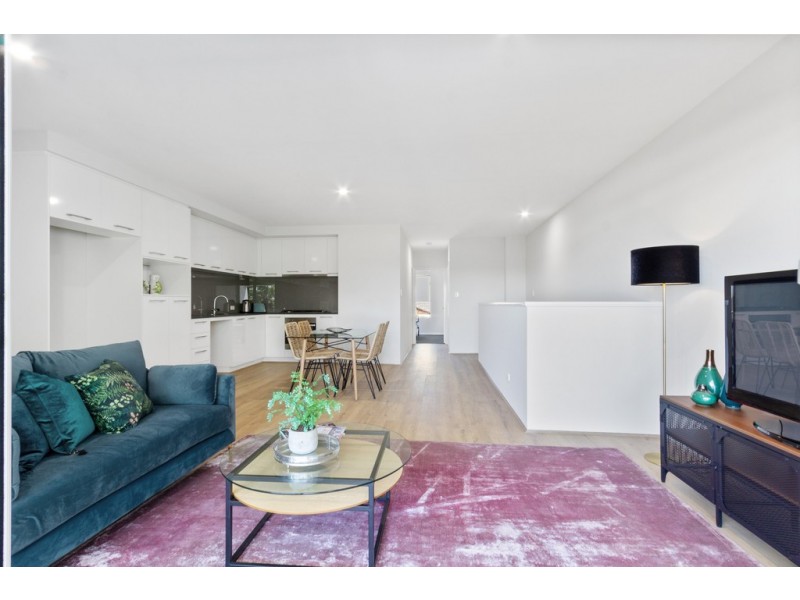 2 Ruthven Place, Duncraig WA 6023