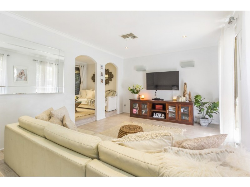 26 Angove Drive, Hillarys WA 6025