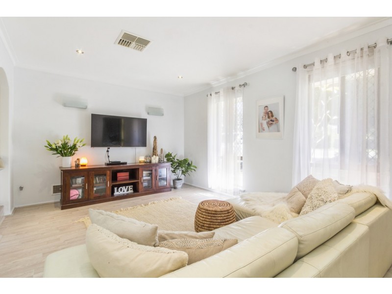 26 Angove Drive, Hillarys WA 6025