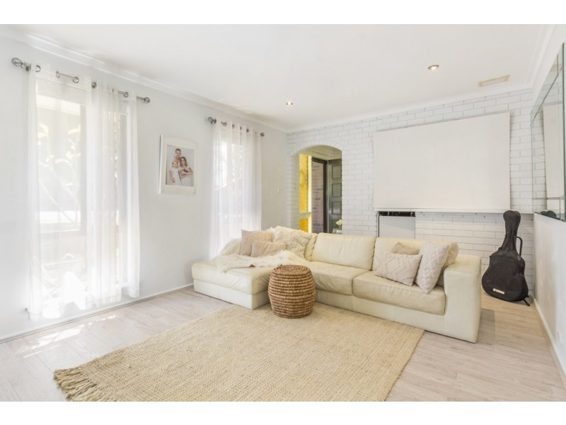 26 Angove Drive, Hillarys WA 6025