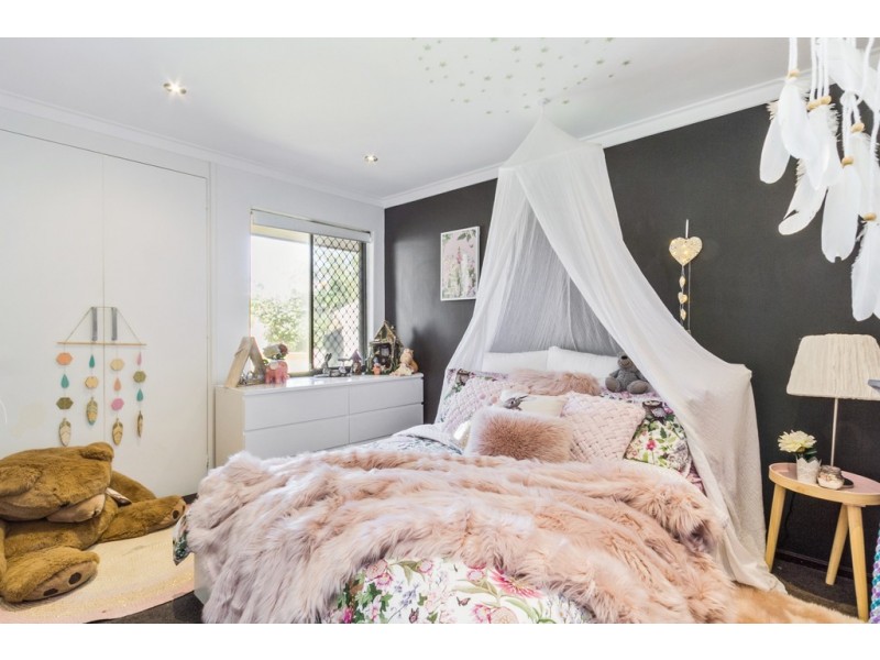 26 Angove Drive, Hillarys WA 6025