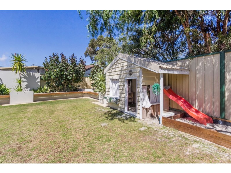 26 Angove Drive, Hillarys WA 6025