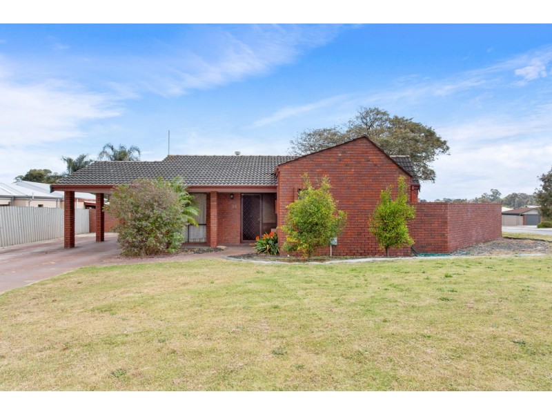94 Wimbledon Drive, Kingsley WA 6026