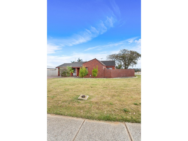 94 Wimbledon Drive, Kingsley WA 6026