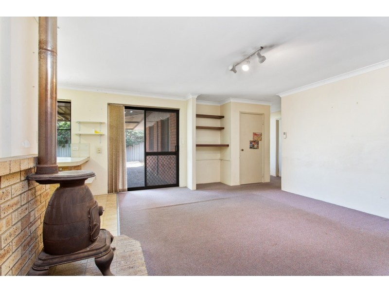 94 Wimbledon Drive, Kingsley WA 6026