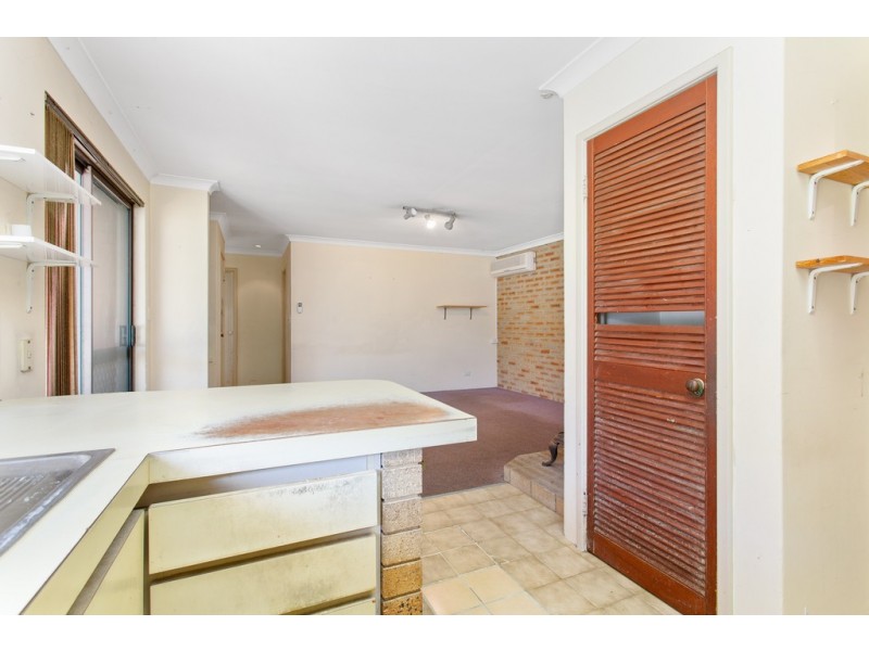 94 Wimbledon Drive, Kingsley WA 6026