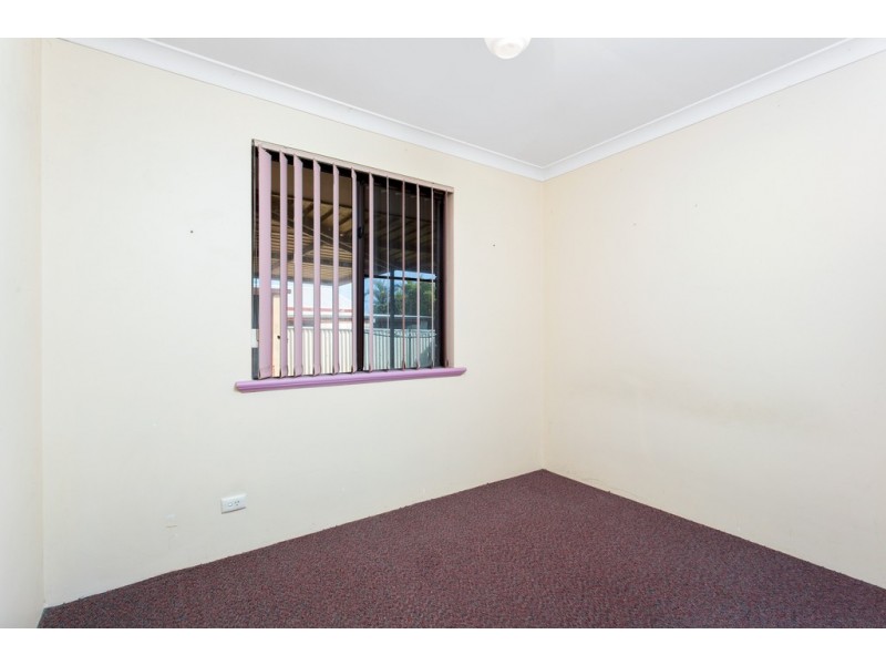 94 Wimbledon Drive, Kingsley WA 6026