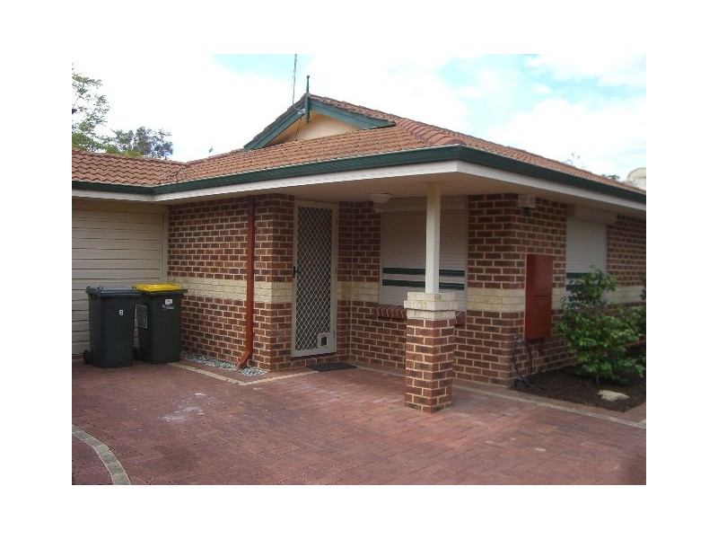 3/6 Leach Road, Wanneroo WA 6065