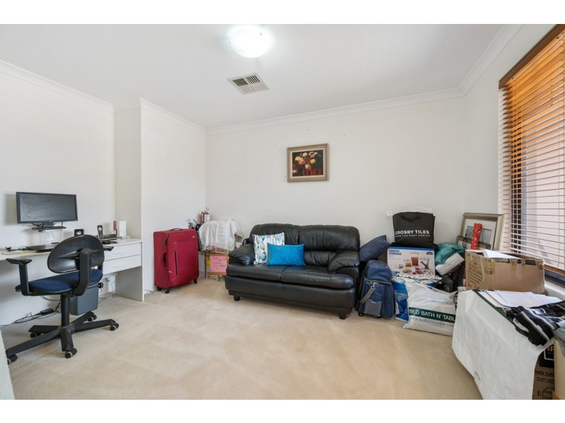 12 Grasslands Loop, Kingsley WA 6026