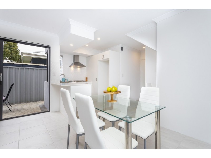 211A Holbeck Street, Doubleview WA 6018