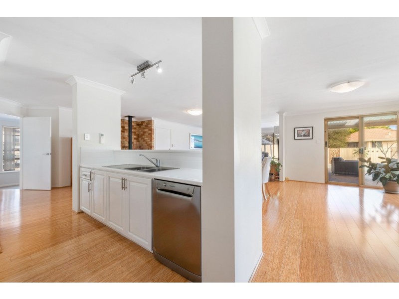 4 Artarmon Rise, Kallaroo WA 6025