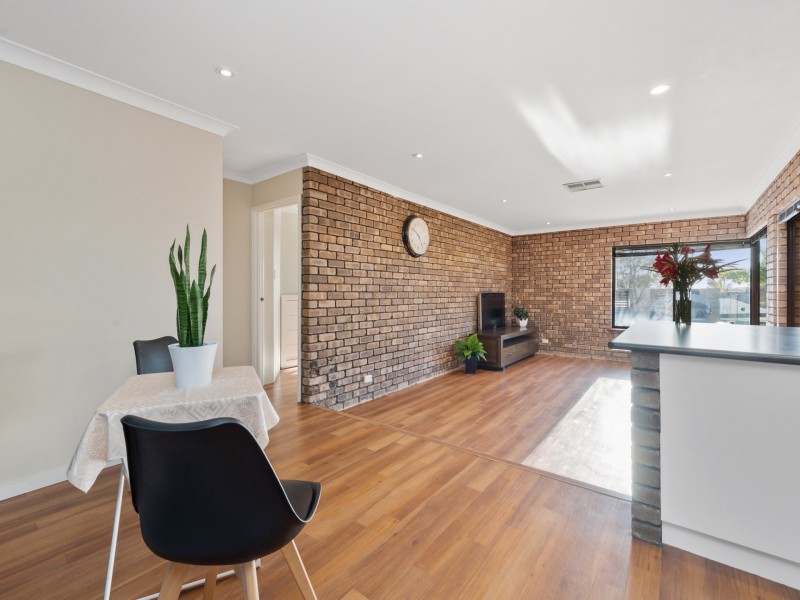 14 Burntoak Way, Kingsley WA 6026