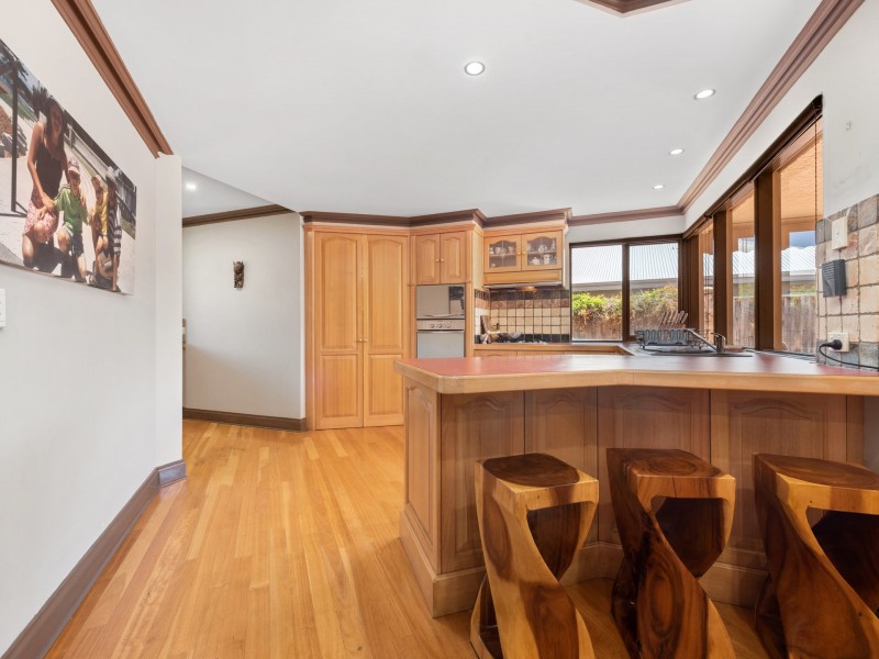 5 Waterston Gardens, Hillarys WA 6025