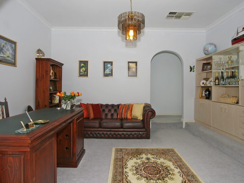 6 Solander Road, Hillarys WA 6025