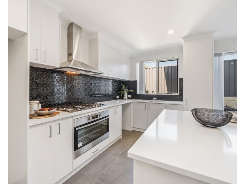 553 Beach Road, Duncraig WA 6023