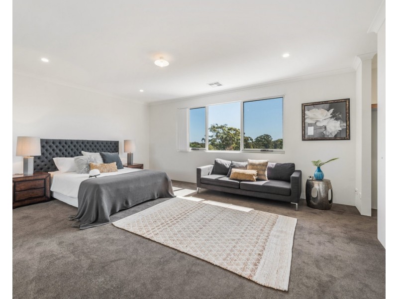 553 Beach Road, Duncraig WA 6023