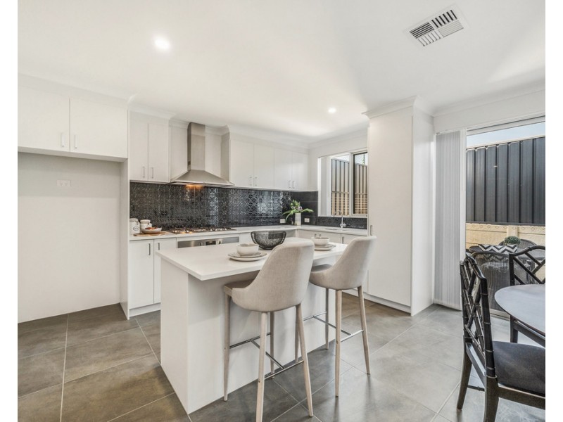 553 Beach Road, Duncraig WA 6023