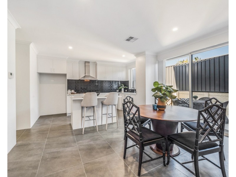 553 Beach Road, Duncraig WA 6023