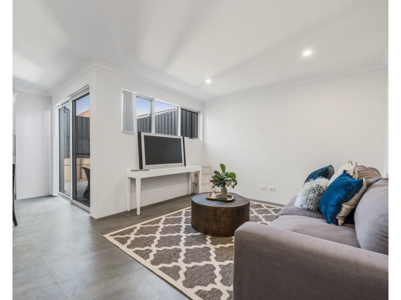 553 Beach Road, Duncraig WA 6023