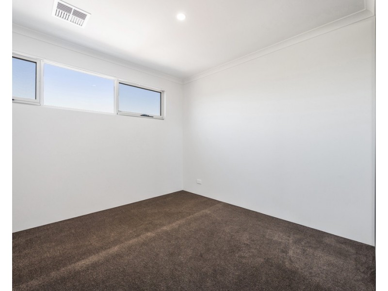 553 Beach Road, Duncraig WA 6023