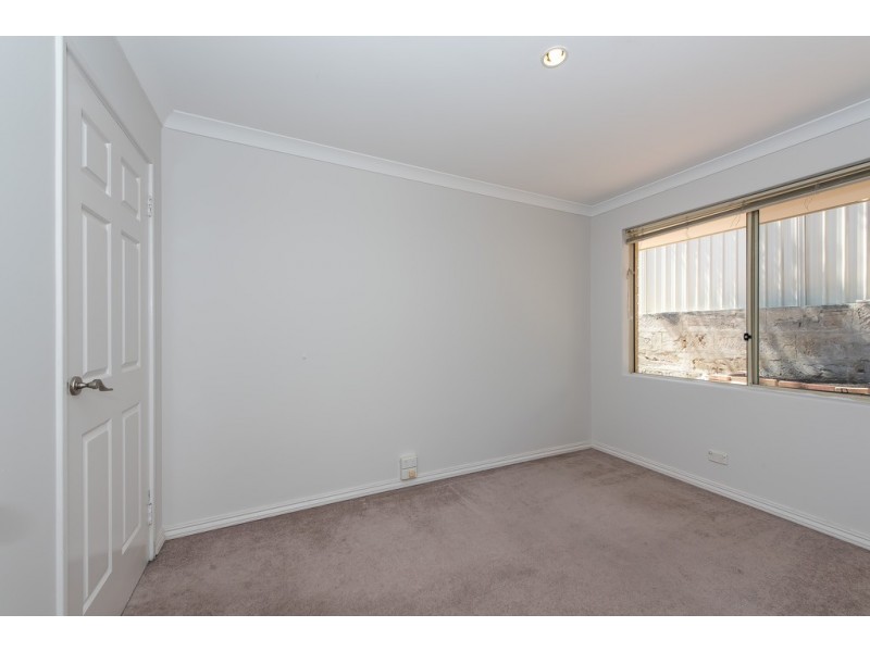 14 Chadlington Drive, Padbury WA 6025