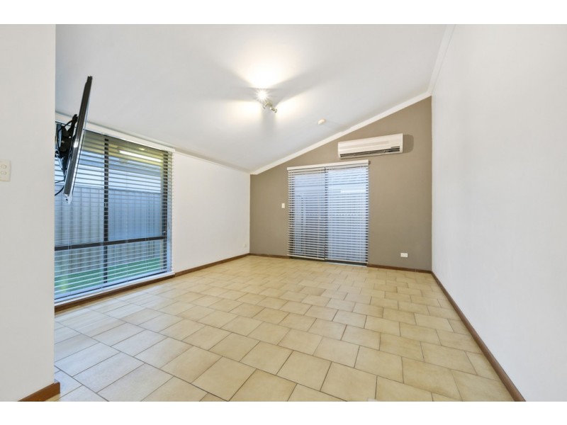 27 Walter Way, Hamersley WA 6022