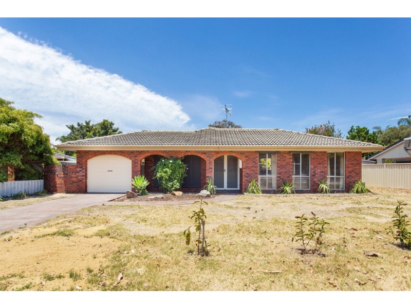 16 Kingsley Drive, Kingsley WA 6026