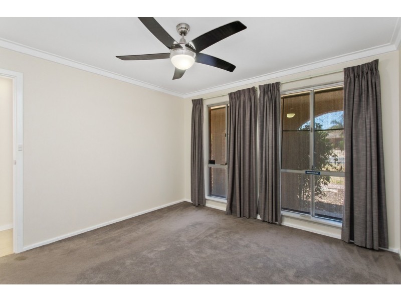 16 Kingsley Drive, Kingsley WA 6026