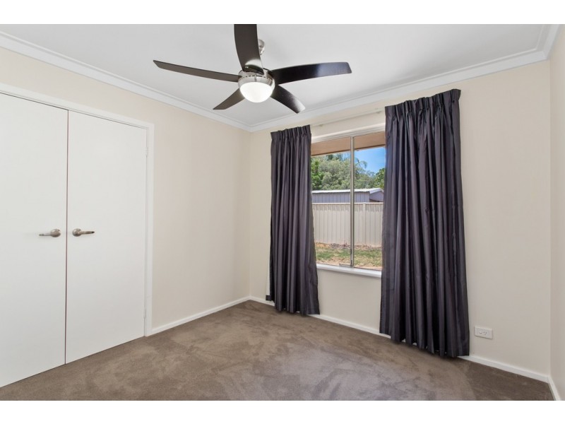 16 Kingsley Drive, Kingsley WA 6026