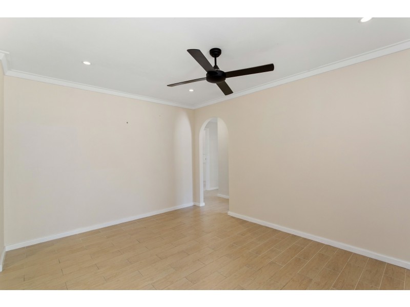 16 Kingsley Drive, Kingsley WA 6026