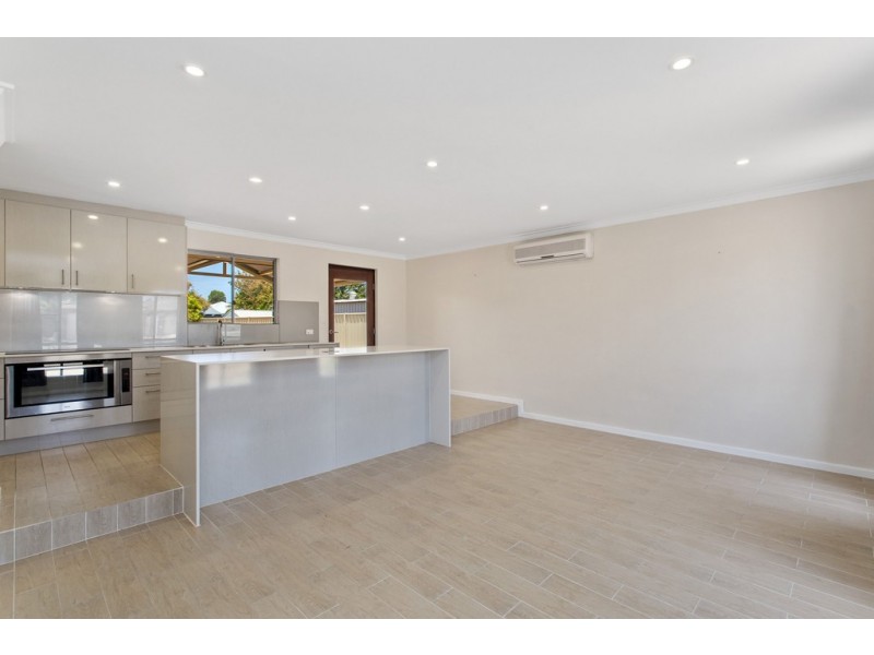 16 Kingsley Drive, Kingsley WA 6026