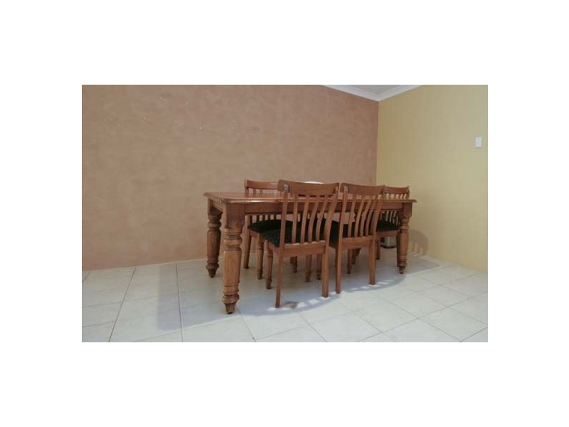 8 Holyhead Green, Mindarie WA 6030