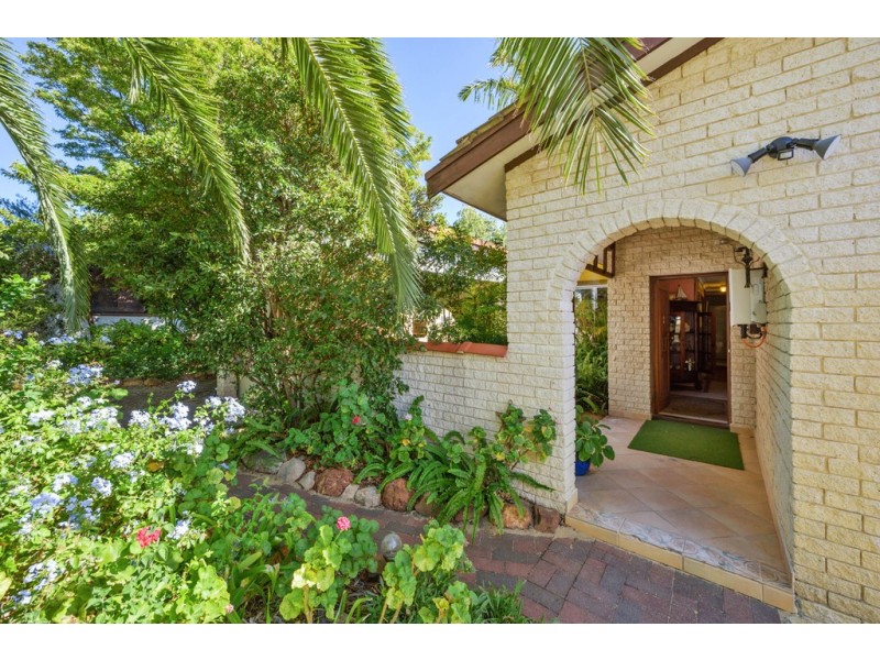 5 Doyle Court, Greenwood WA 6024