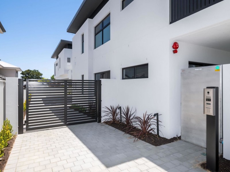 3/17 Methuen Way, Duncraig WA 6023