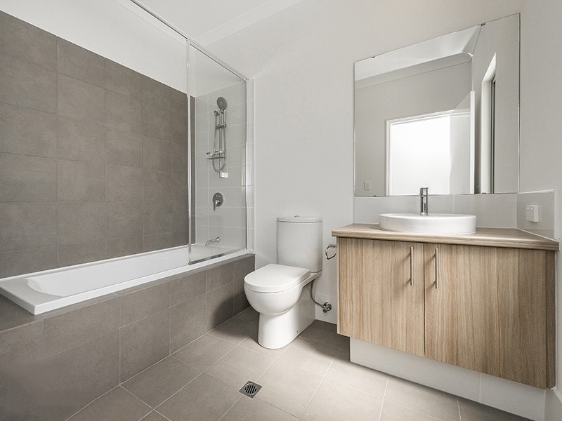 14 Laila Turn, Madeley WA 6065