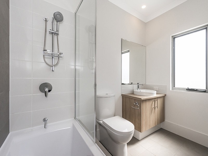 14 Laila Turn, Madeley WA 6065